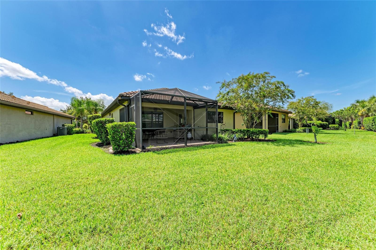 ISLANDWALK AT THE WEST VILLAGE - Residential