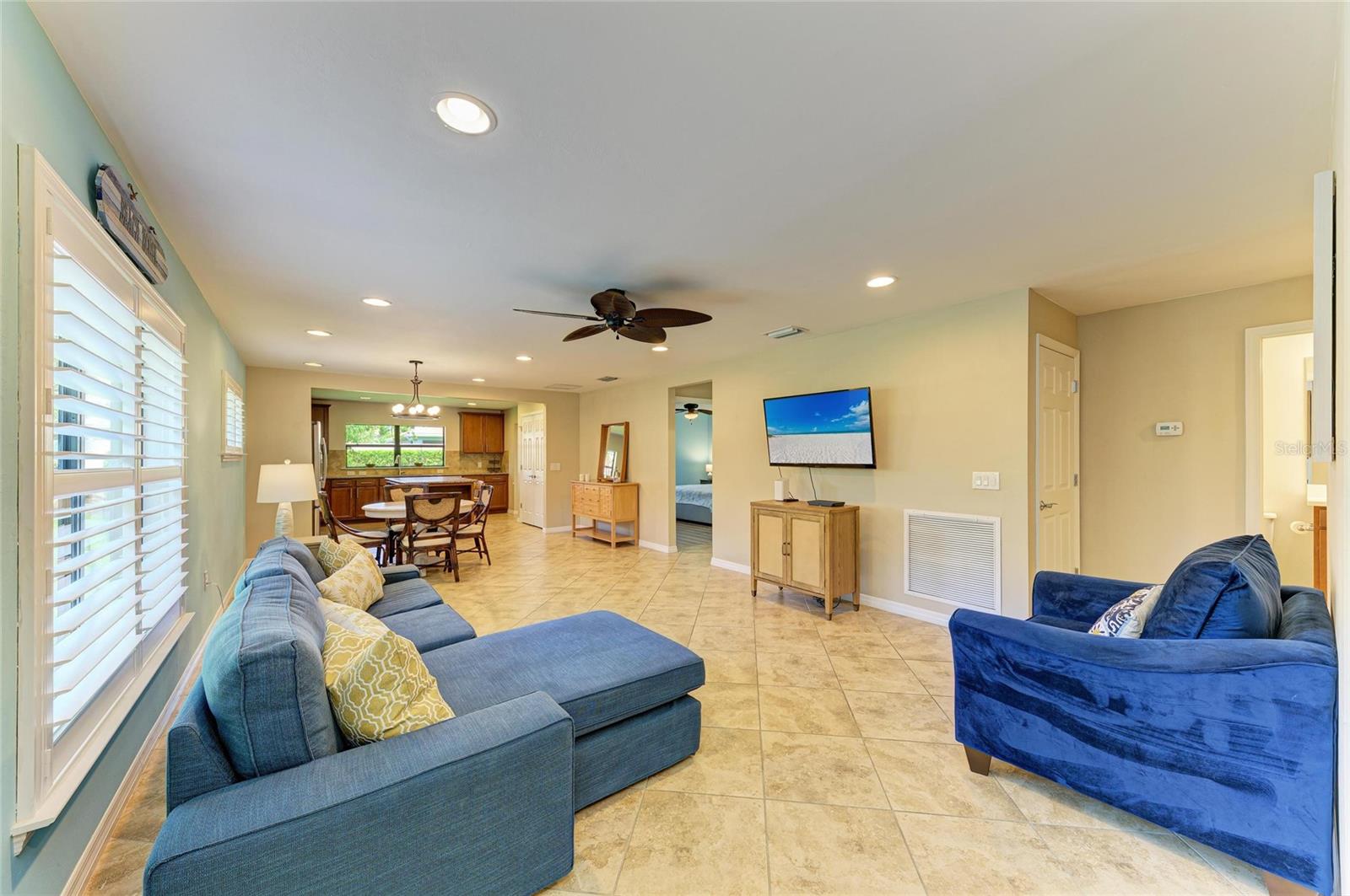 ISLANDWALK AT THE WEST VILLAGE - Residential