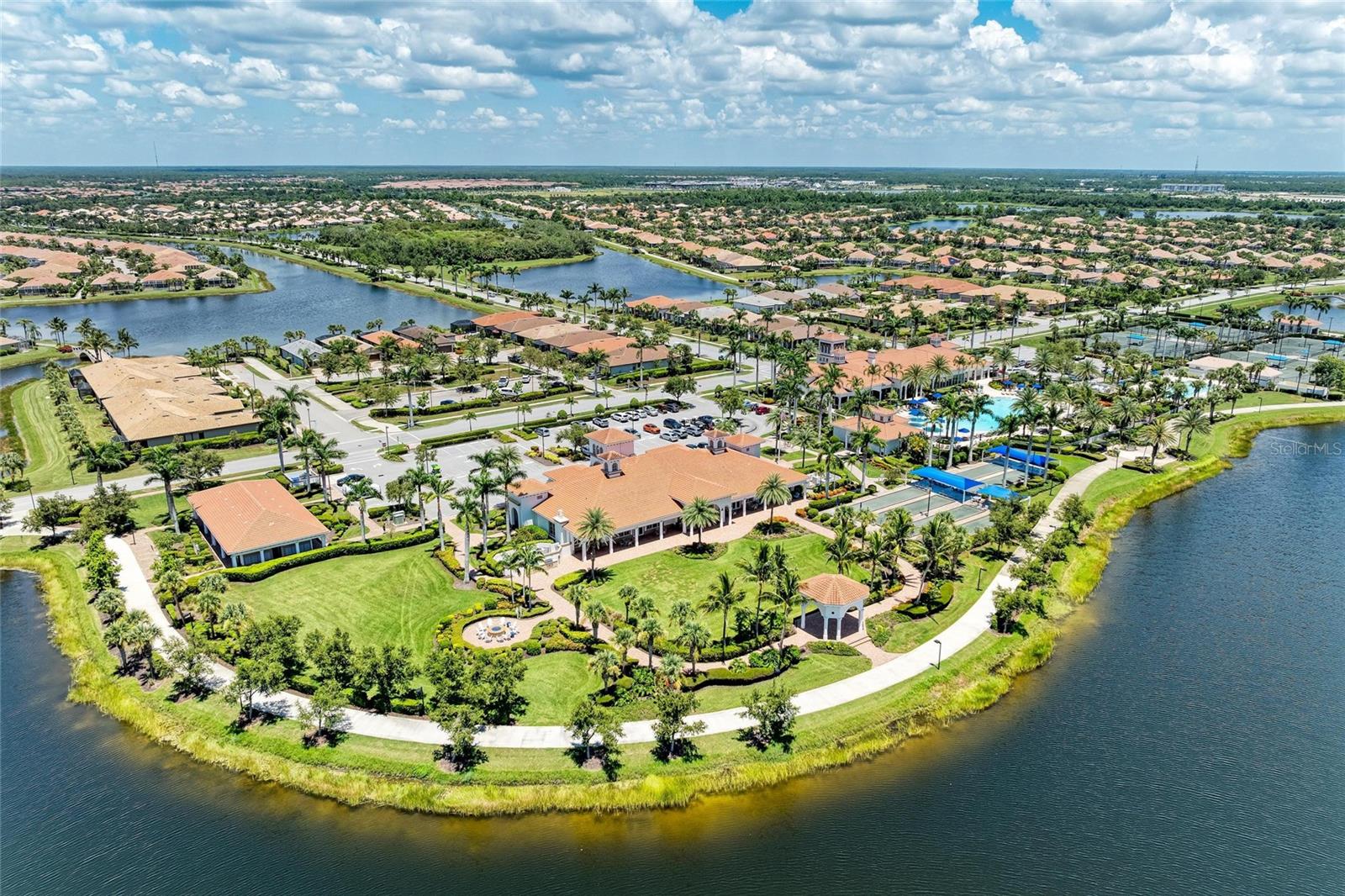 ISLANDWALK AT THE WEST VILLAGE - Residential