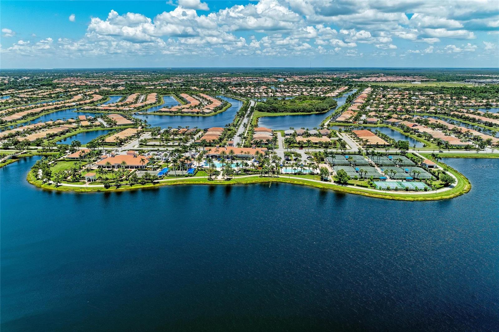 ISLANDWALK AT THE WEST VILLAGE - Residential