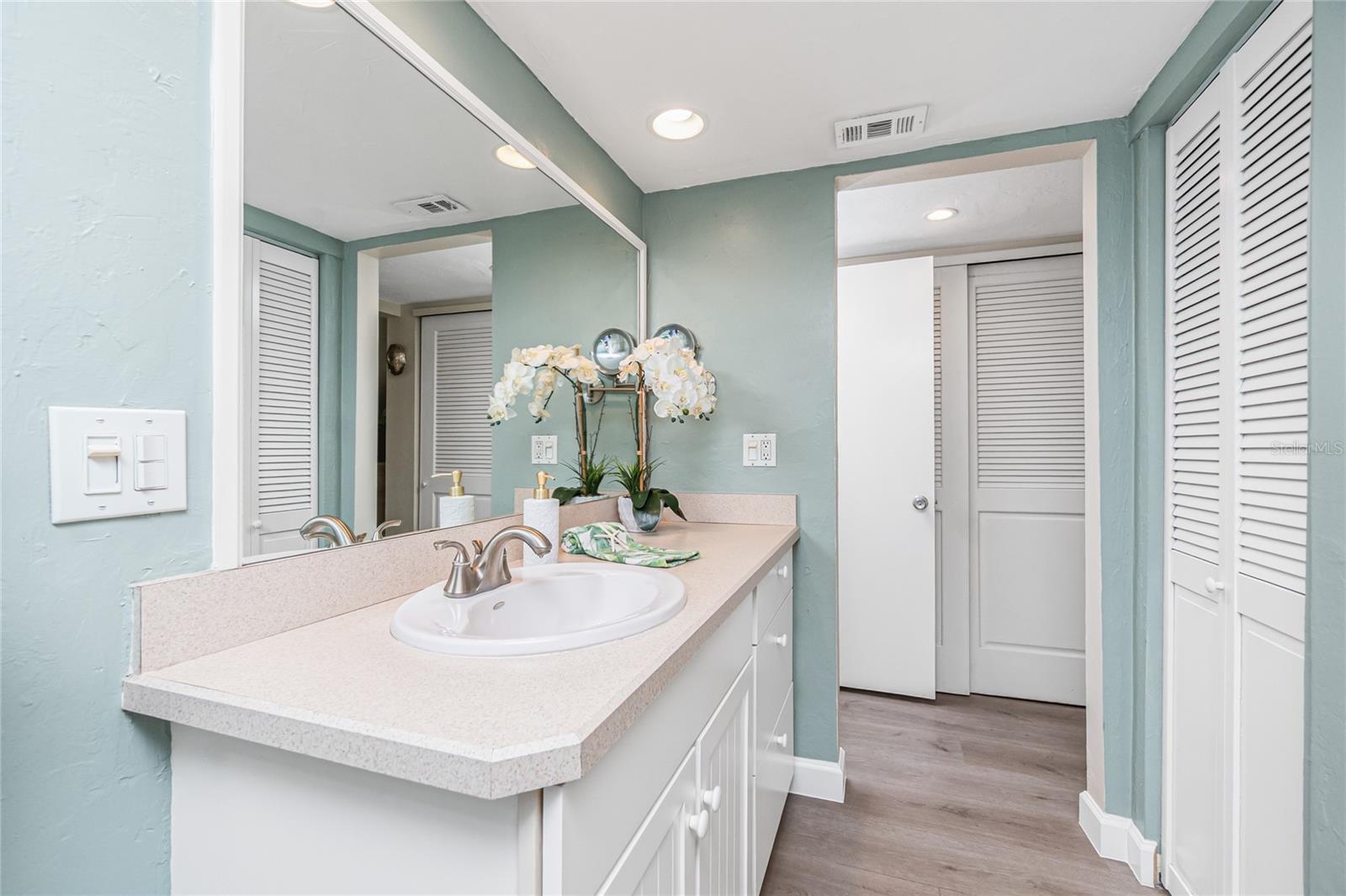 TAMARIND GULF & BAY BLDG A-4 - Residential