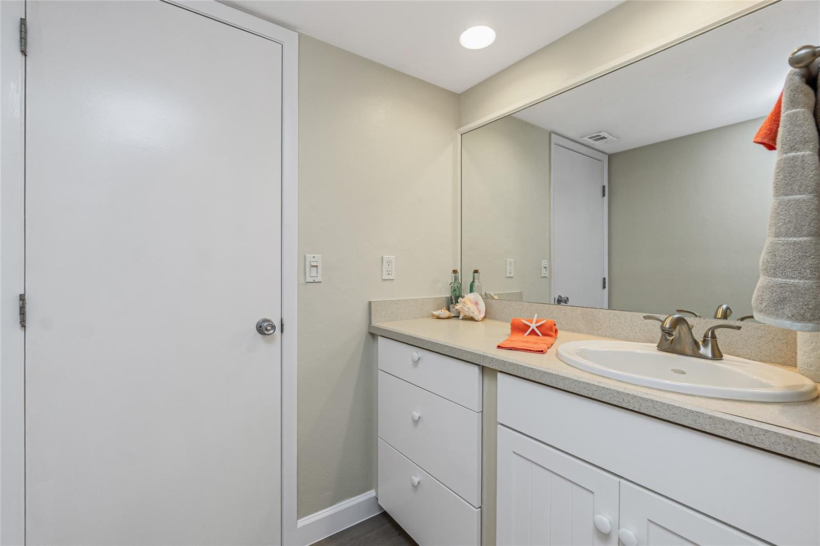 TAMARIND GULF & BAY BLDG A-4 - Residential