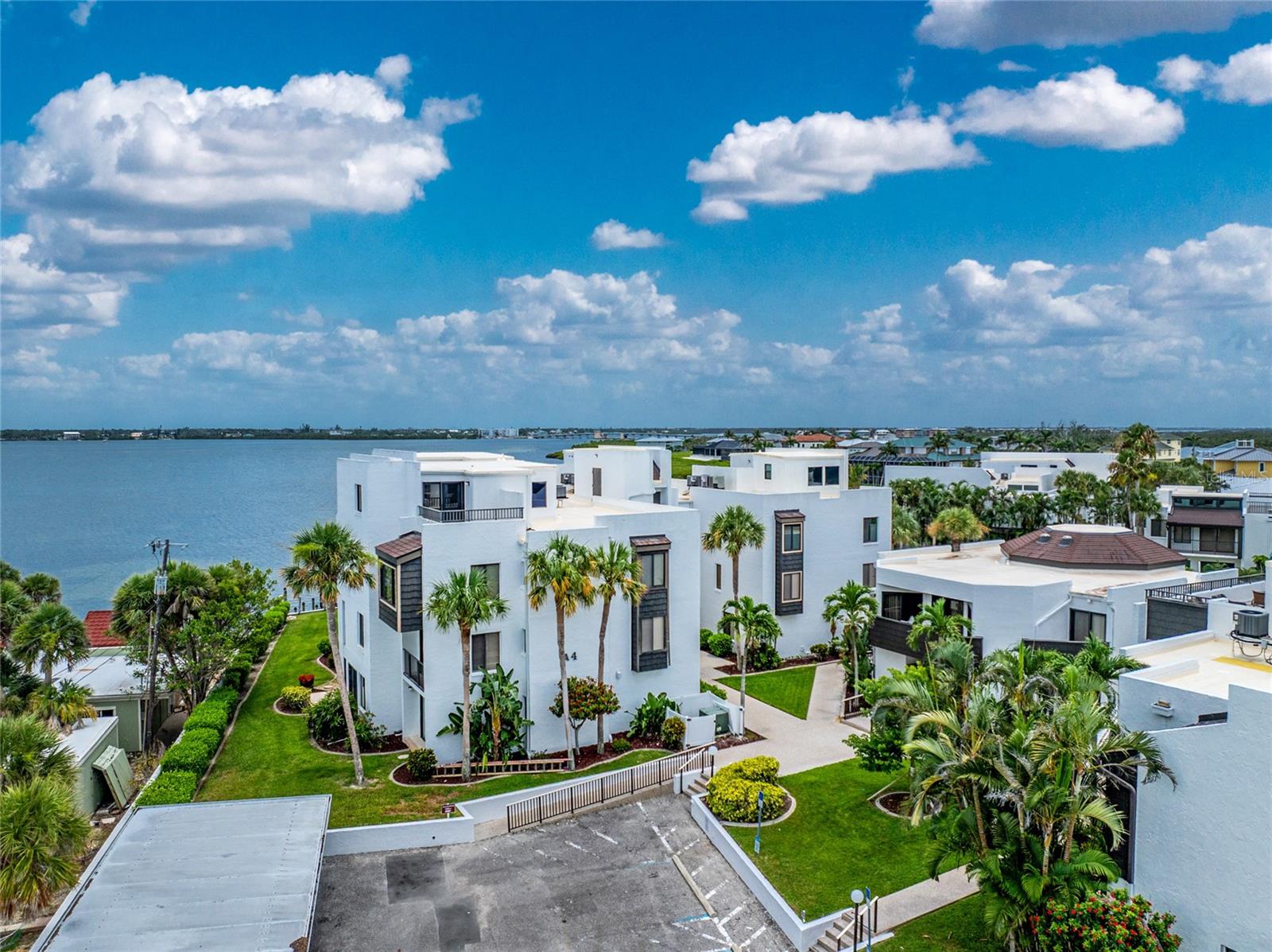 TAMARIND GULF & BAY BLDG A-4 - Residential