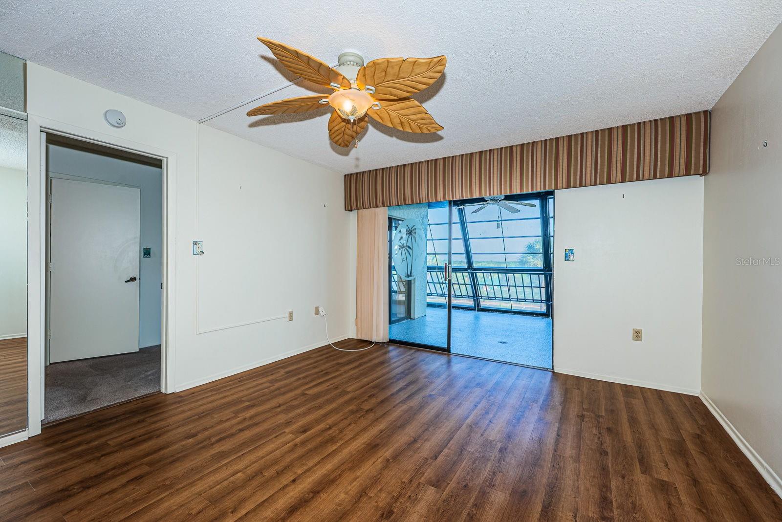 LONG BAYOU - Residential