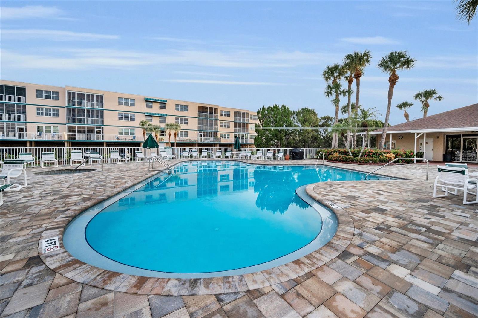 LONG BAYOU - Residential