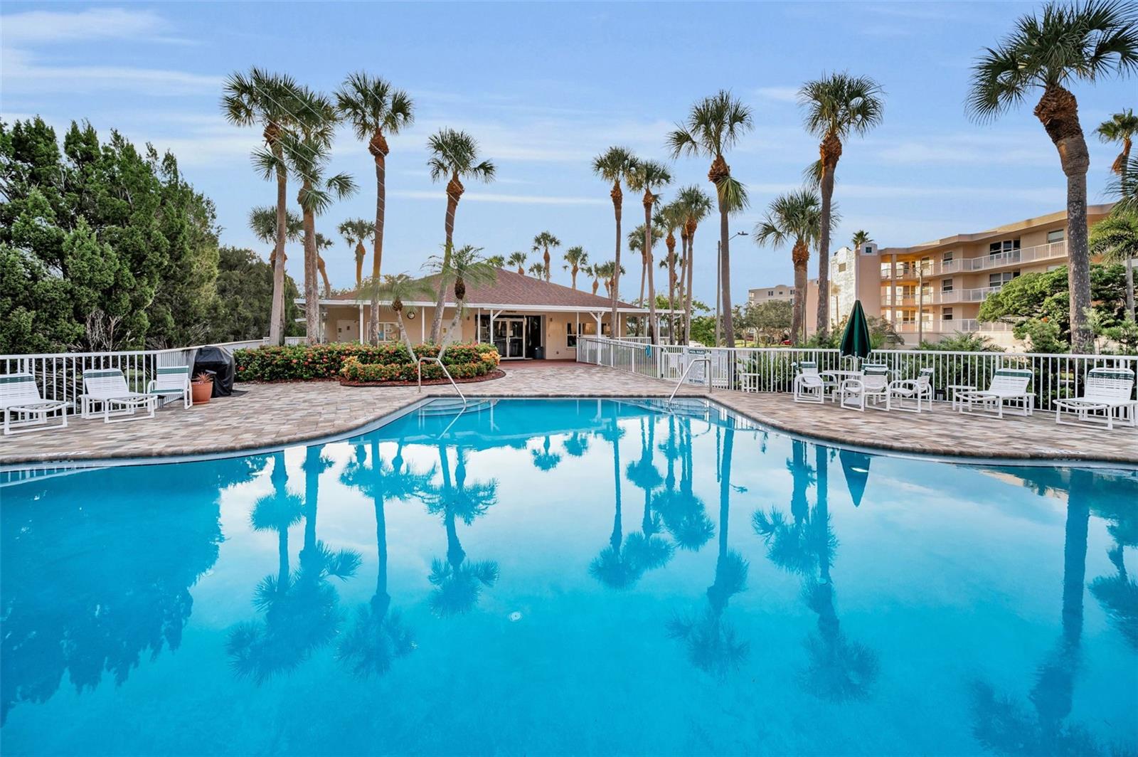 LONG BAYOU - Residential