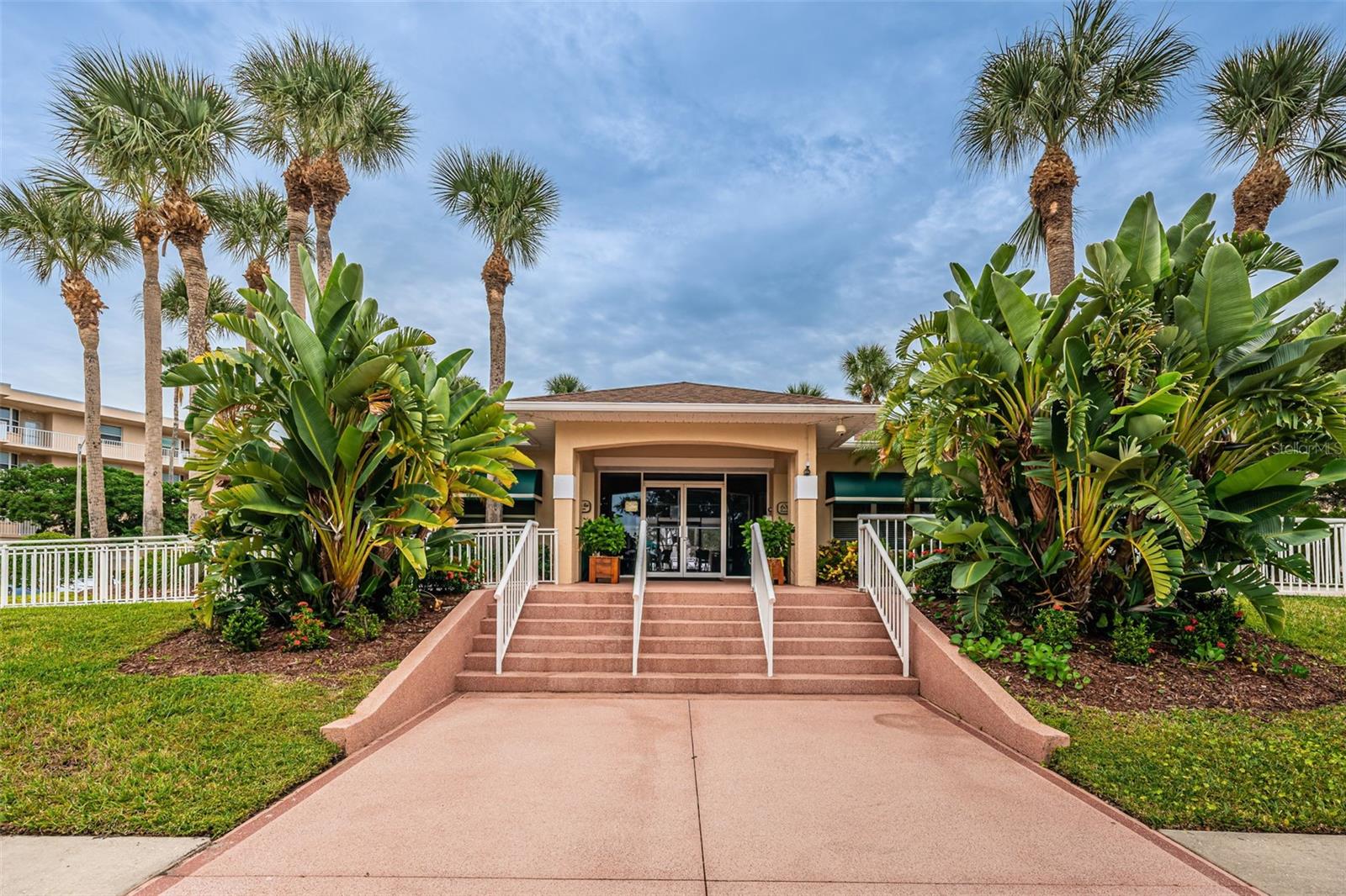 LONG BAYOU - Residential