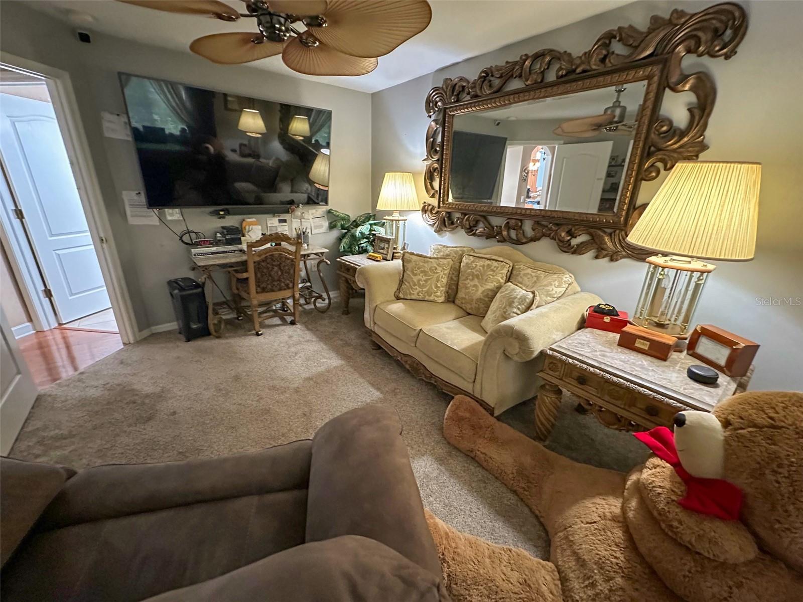 AUTUMN OAKS - Residential