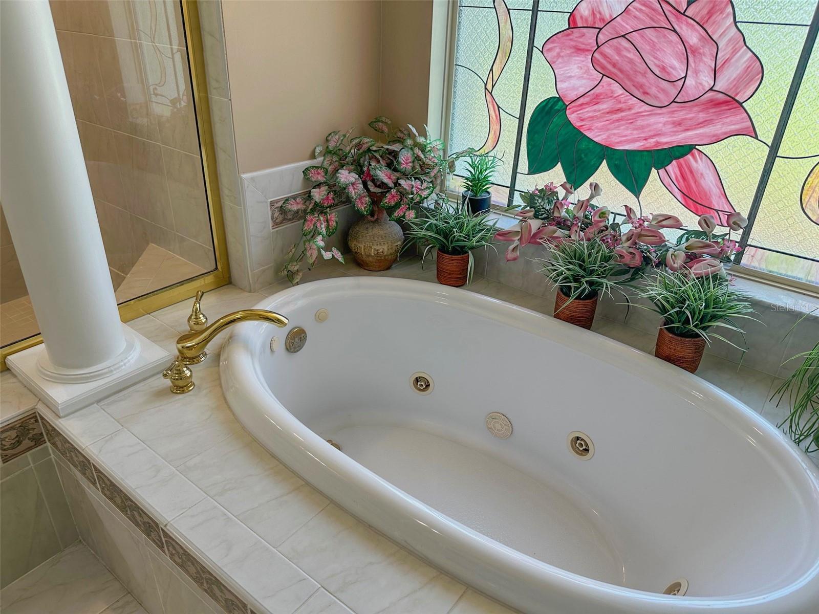 AUTUMN OAKS - Residential