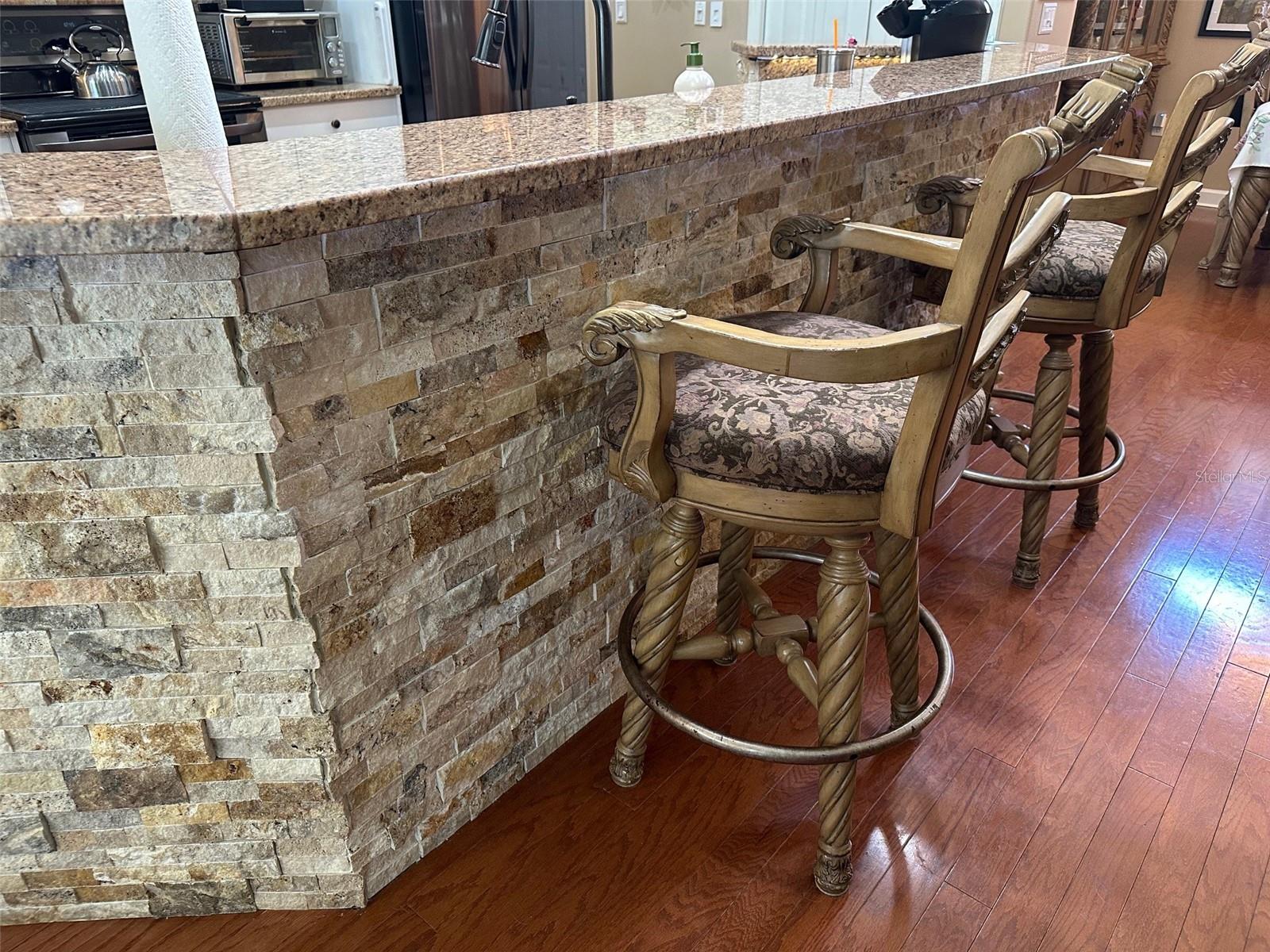 AUTUMN OAKS - Residential