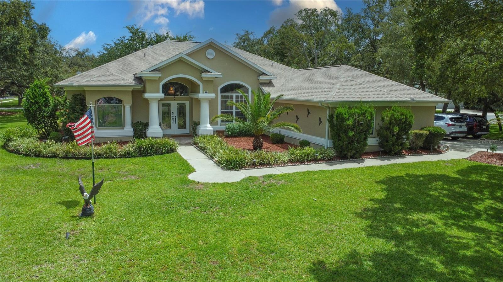 AUTUMN OAKS - Residential