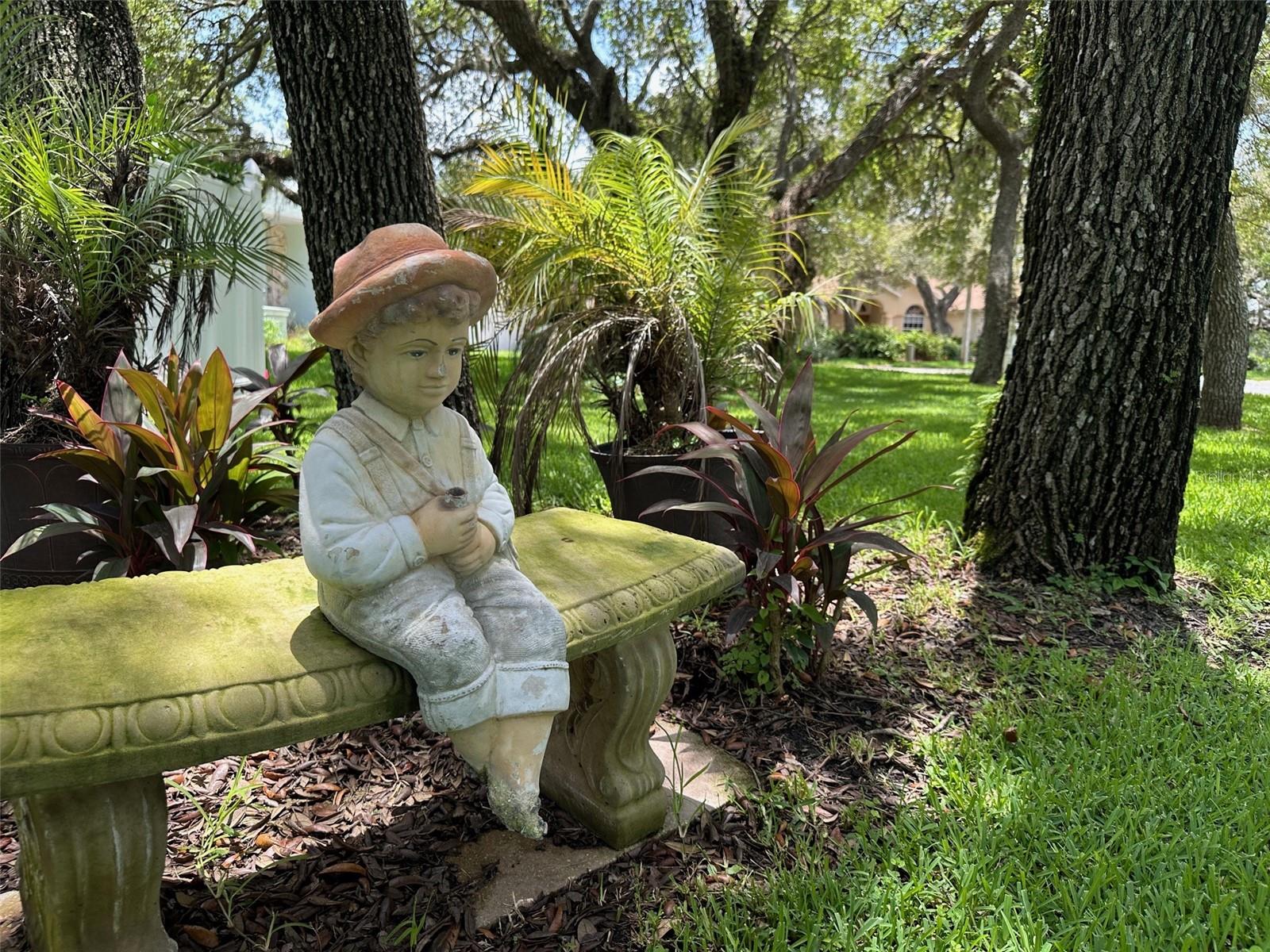 AUTUMN OAKS - Residential