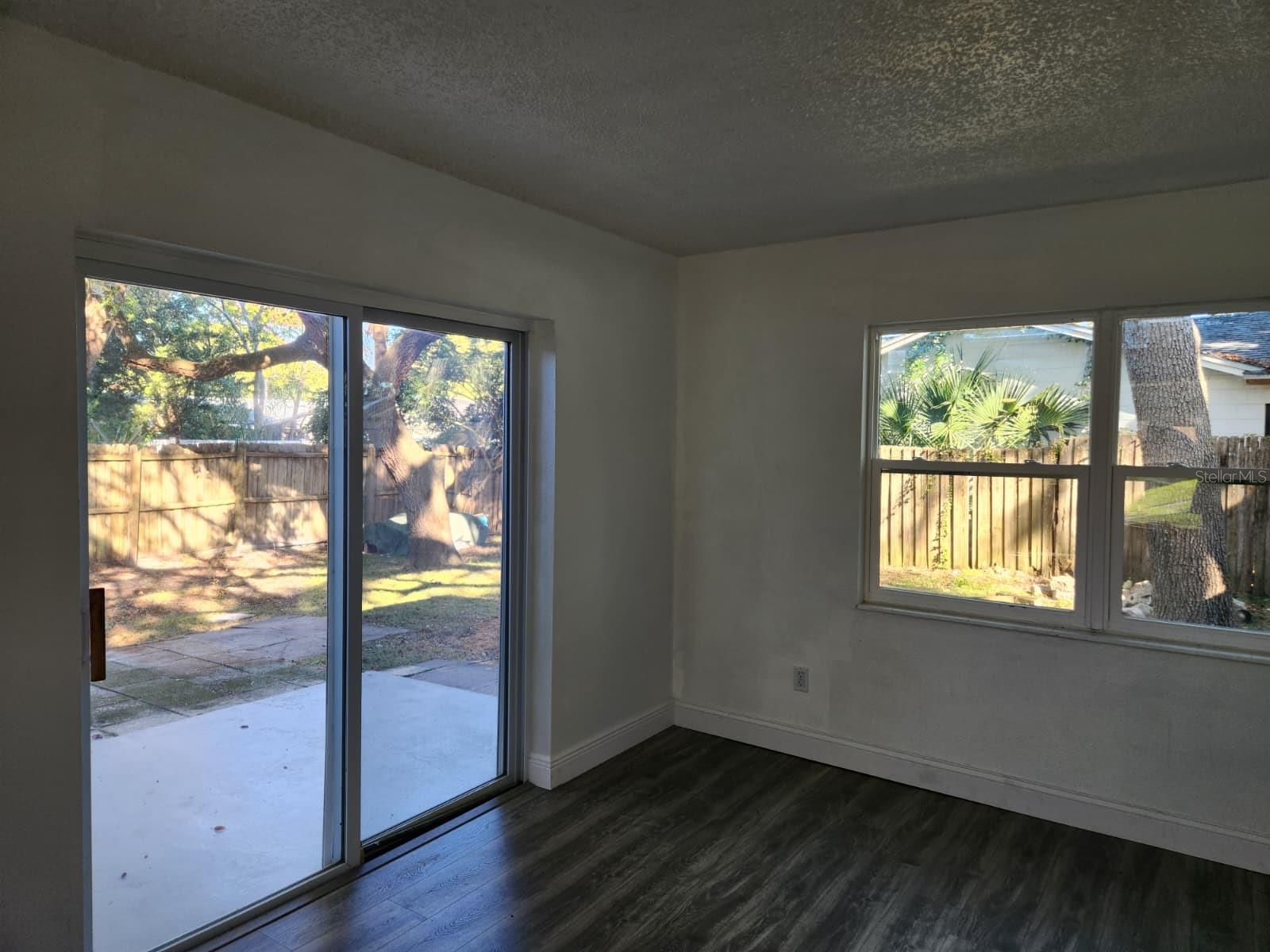 LAKE KATHRYN WOODS - Residential