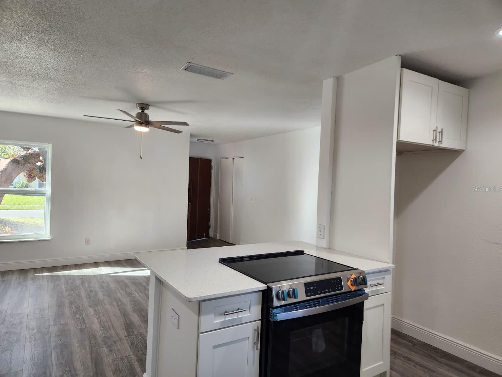 LAKE KATHRYN WOODS - Residential