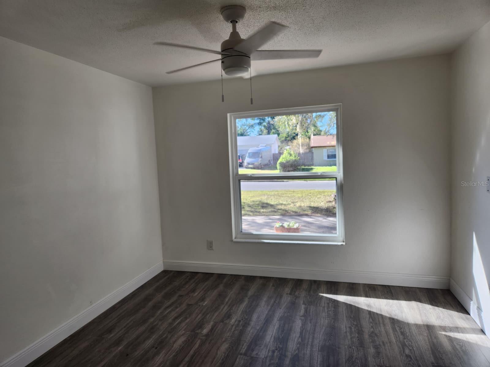 LAKE KATHRYN WOODS - Residential