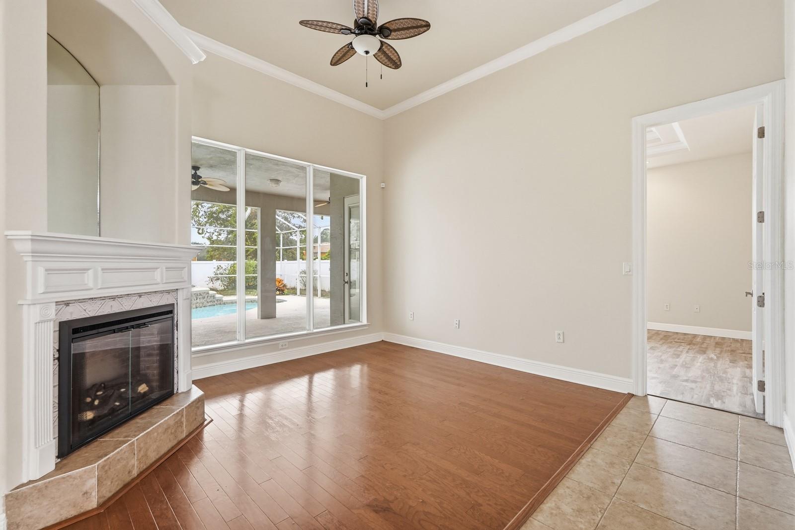 CYPRESS KNOLL - Residential