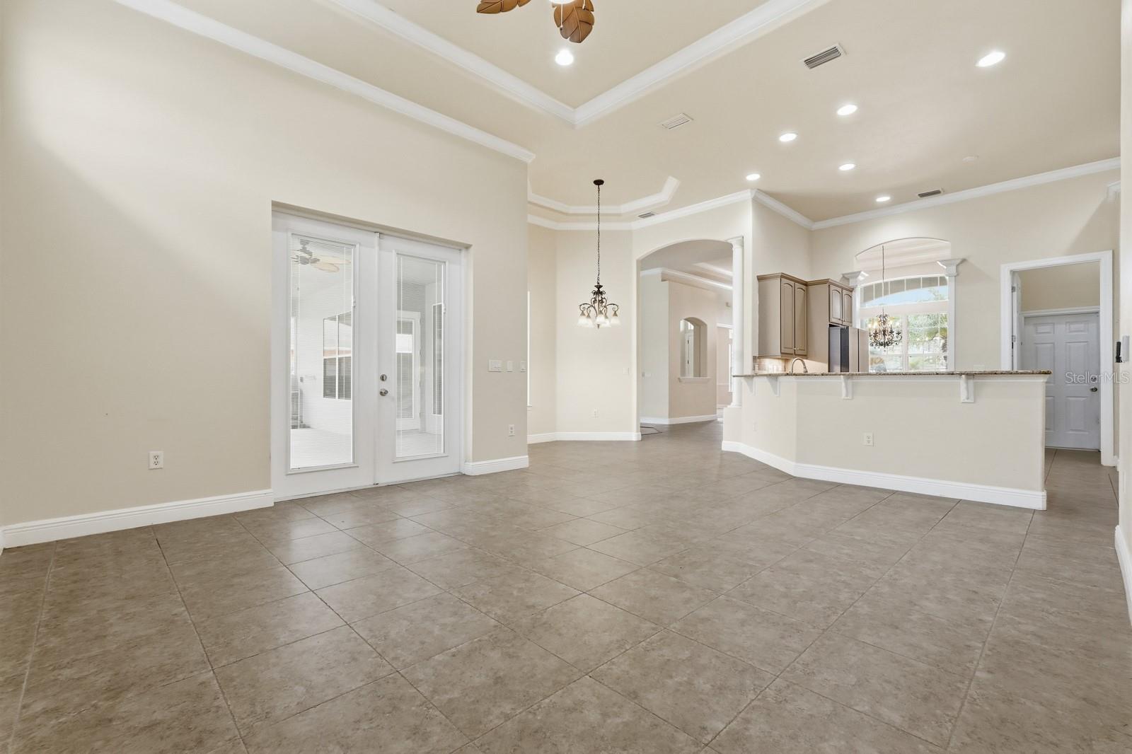 CYPRESS KNOLL - Residential