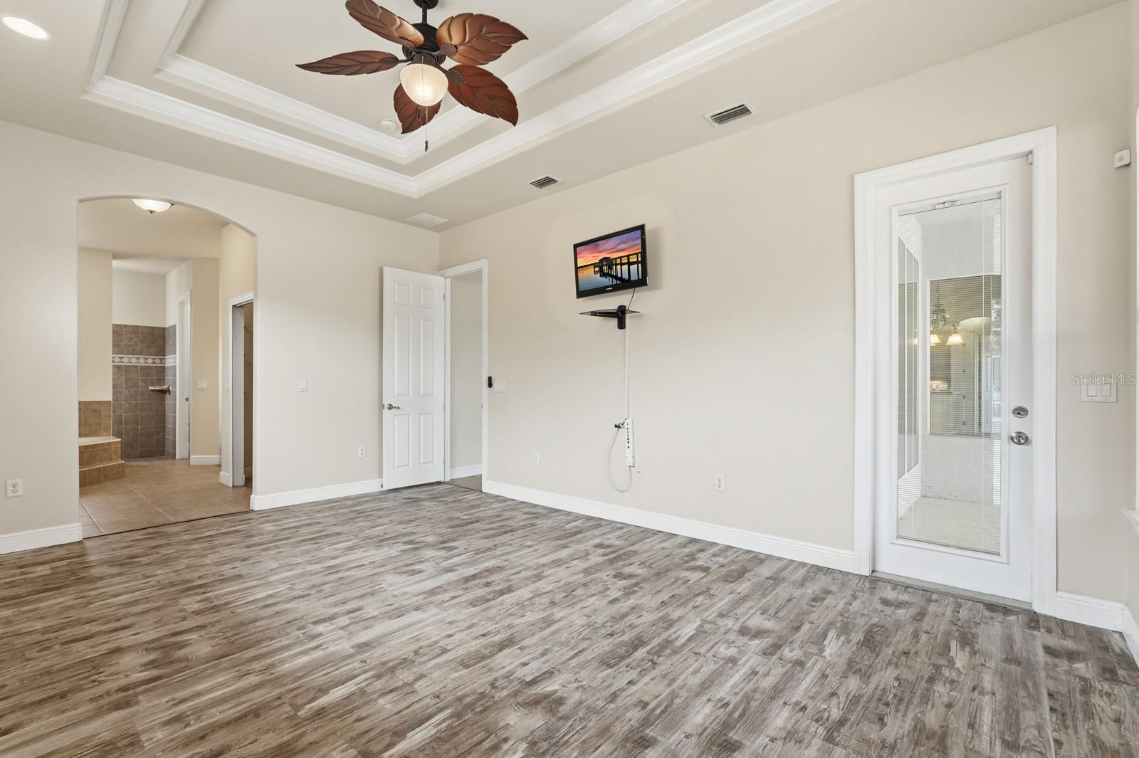 CYPRESS KNOLL - Residential