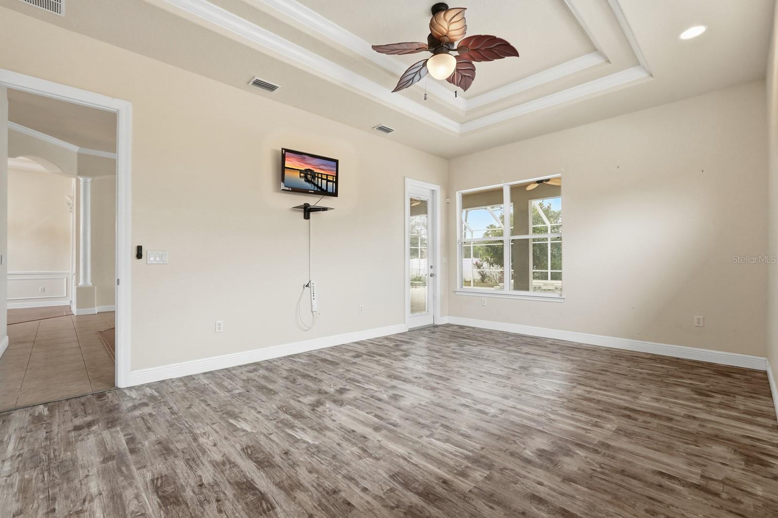 CYPRESS KNOLL - Residential