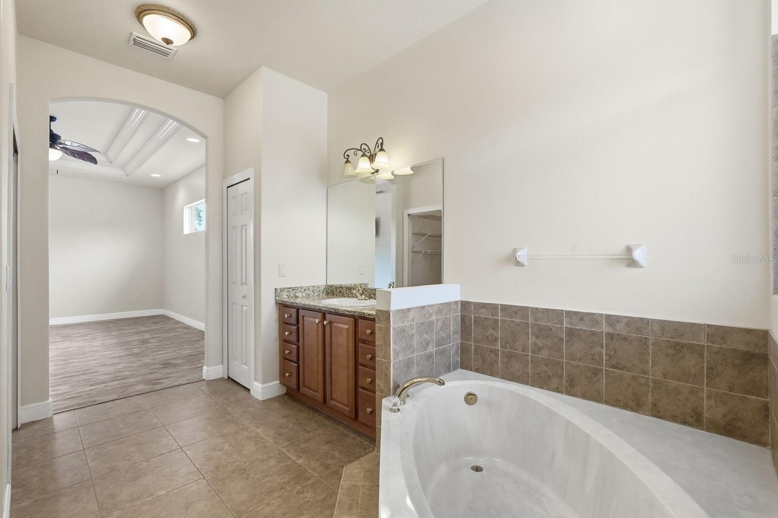 CYPRESS KNOLL - Residential