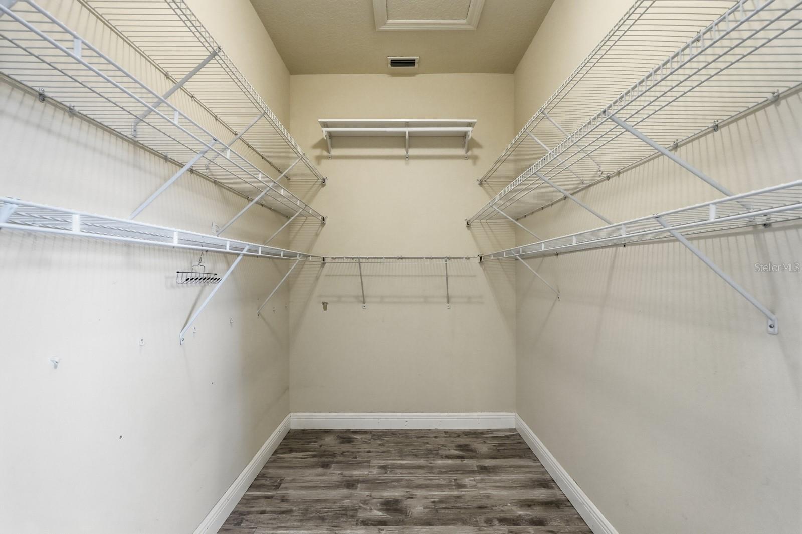 CYPRESS KNOLL - Residential