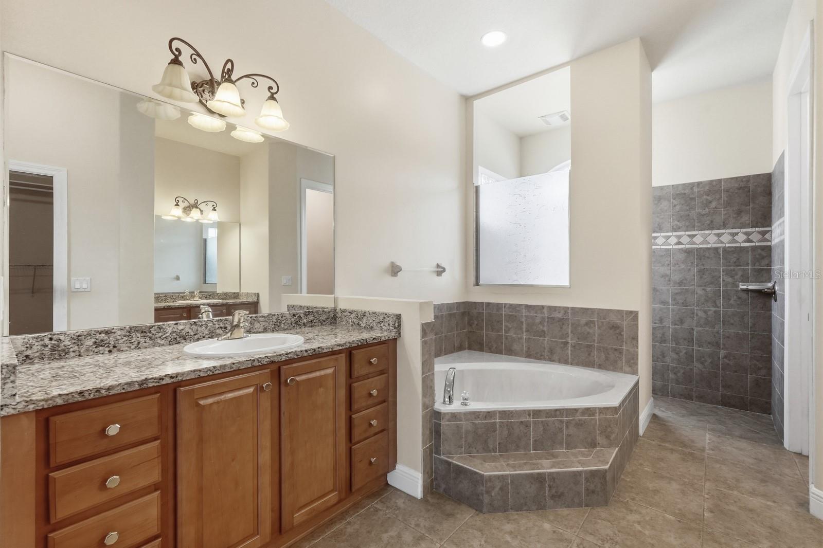 CYPRESS KNOLL - Residential