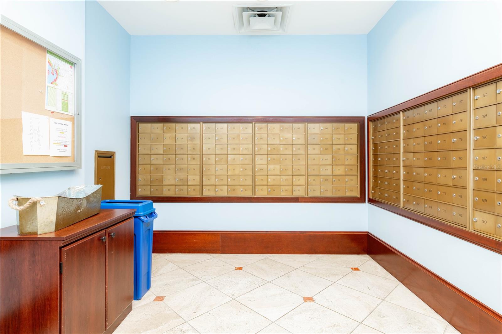 345 BAYSHORE A CONDO - Residential