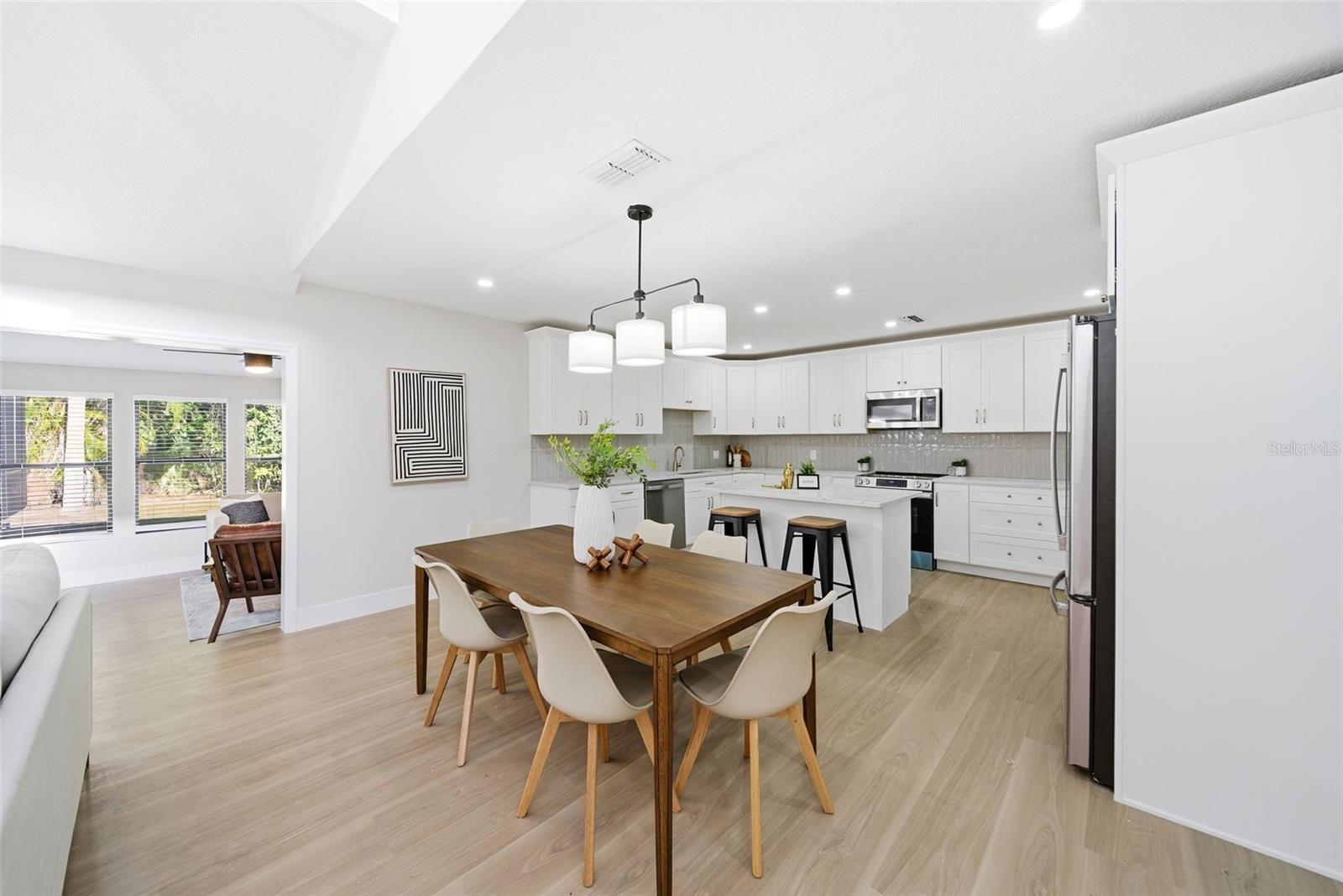 HARBOUR OAKS UNIT 1 - Residential