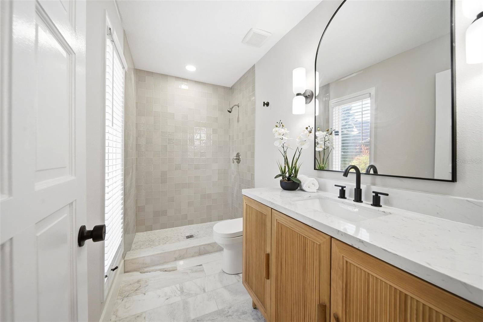 HARBOUR OAKS UNIT 1 - Residential