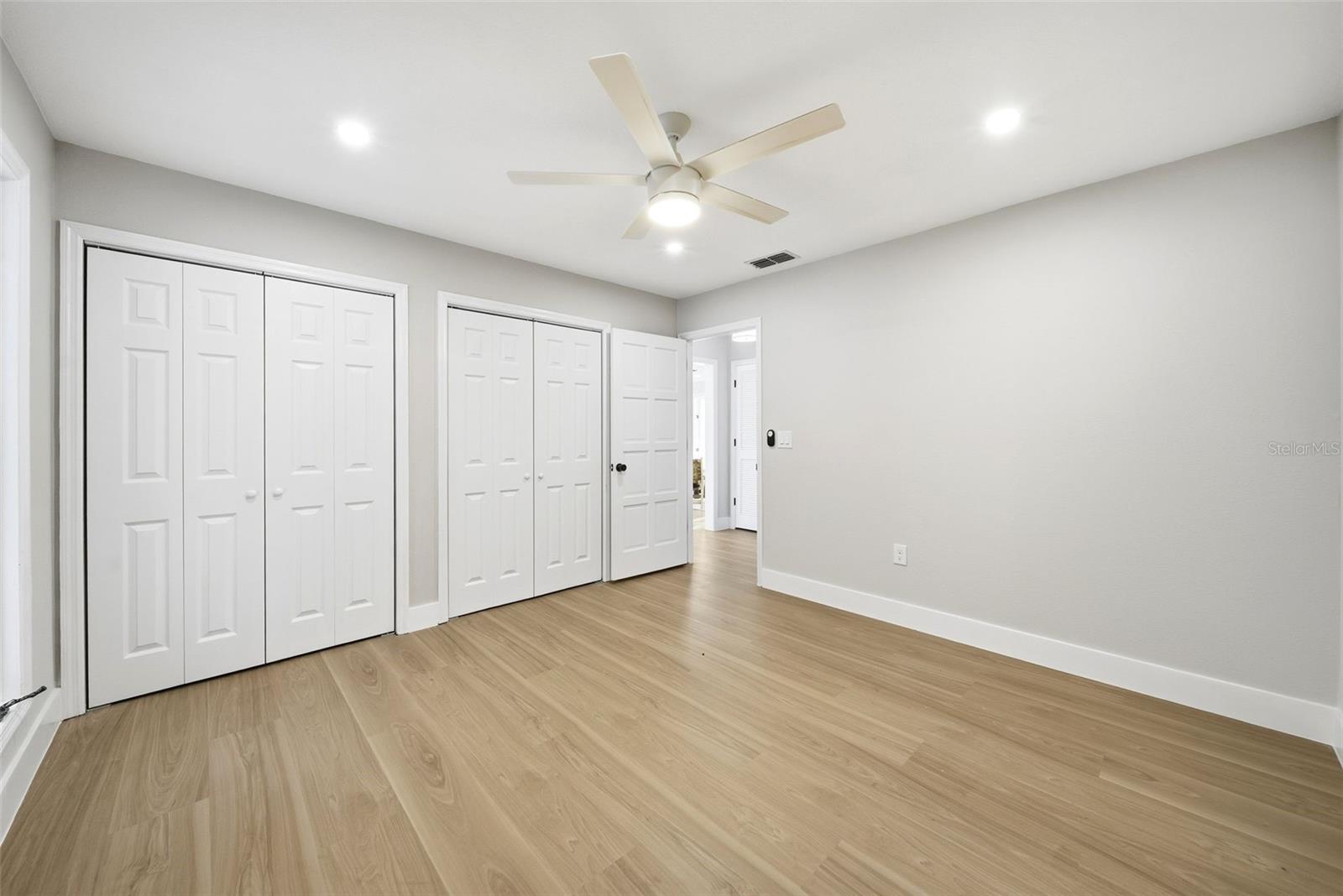 HARBOUR OAKS UNIT 1 - Residential