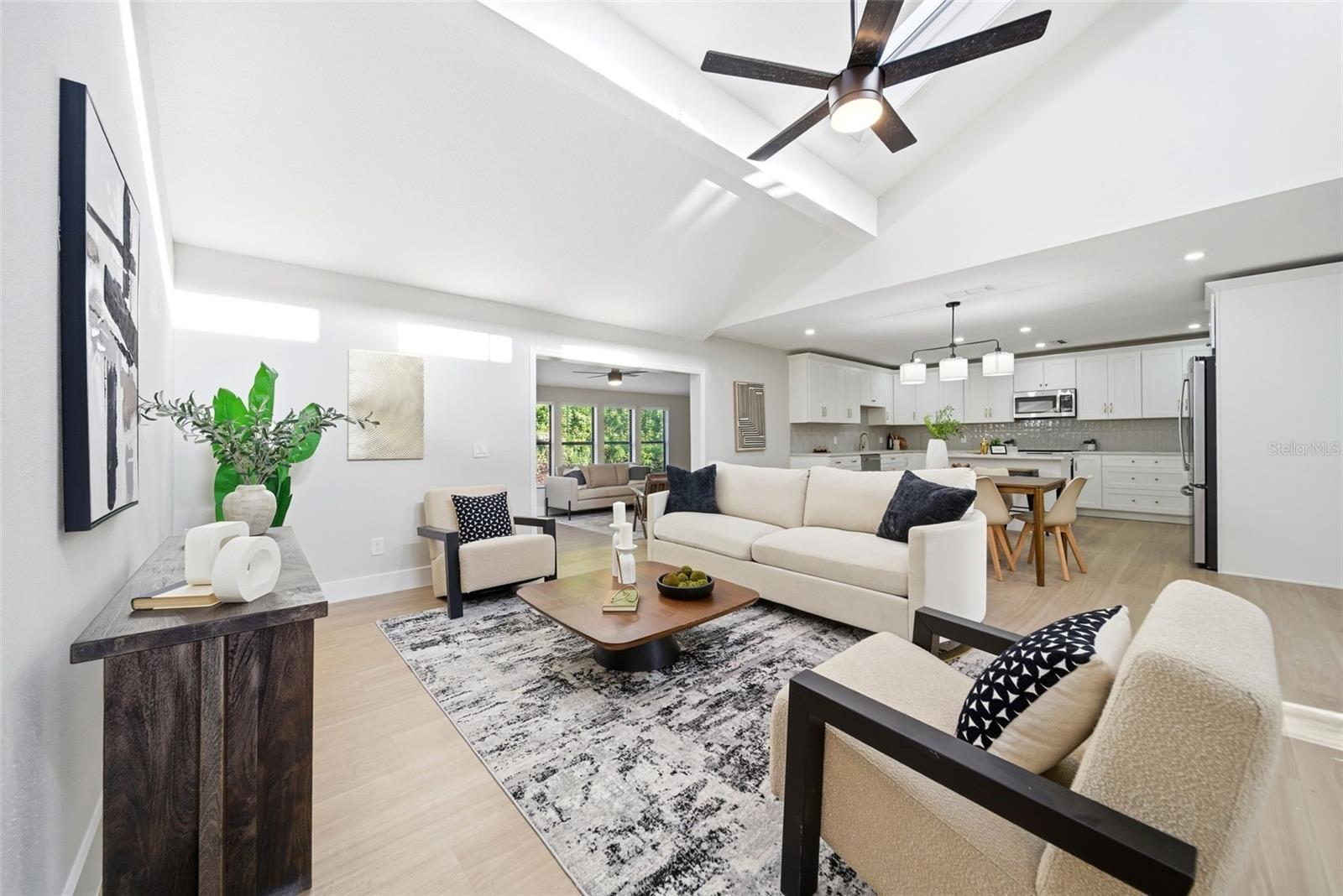 HARBOUR OAKS UNIT 1 - Residential