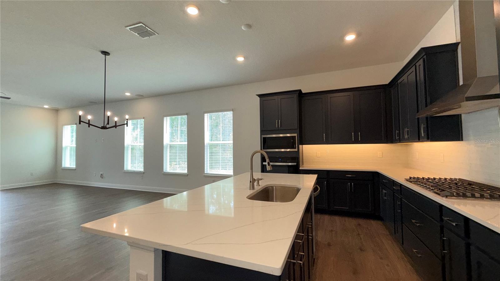 PALMS AT WINDERMERE - Residential Lease