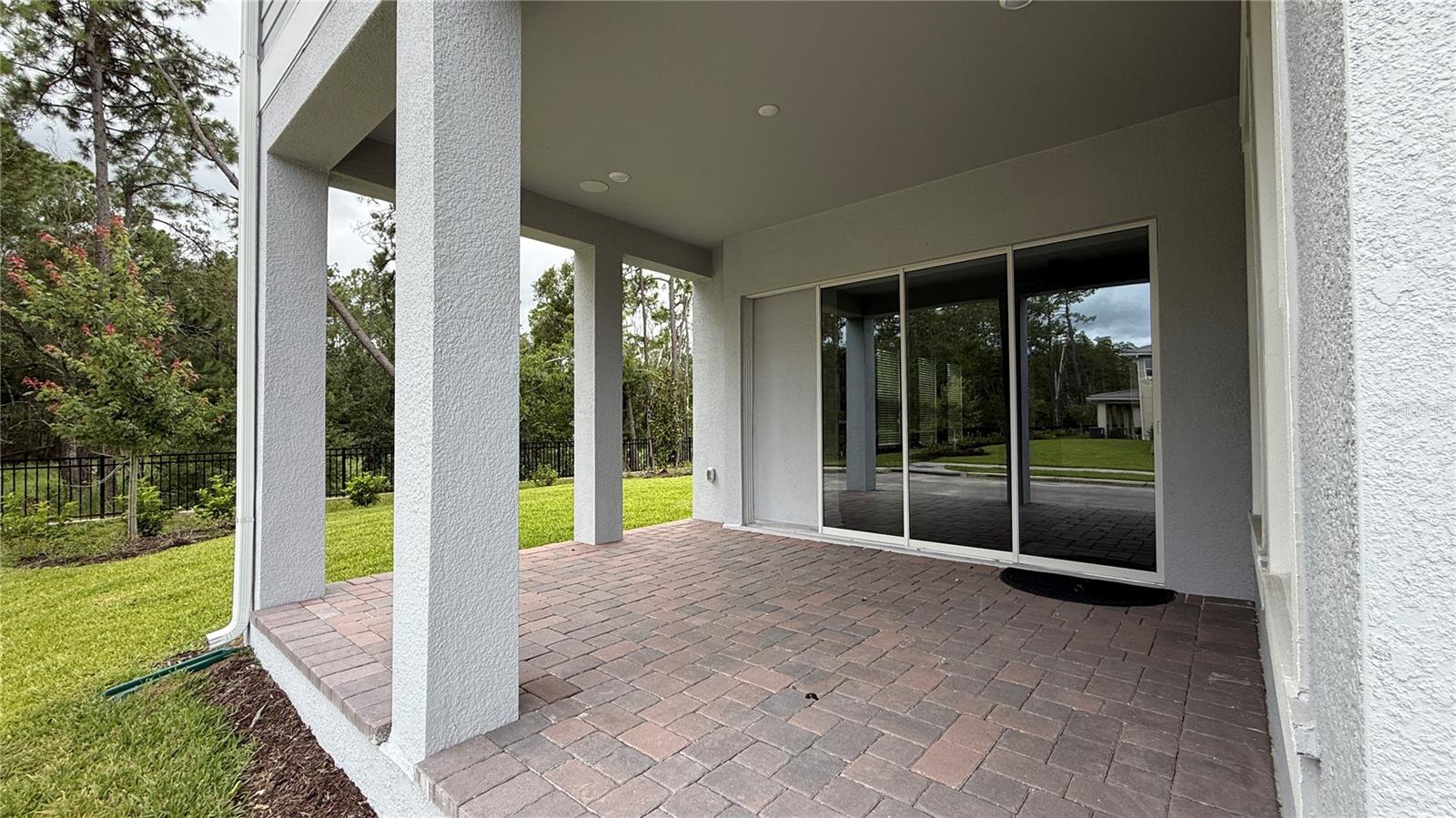 PALMS AT WINDERMERE - Residential Lease