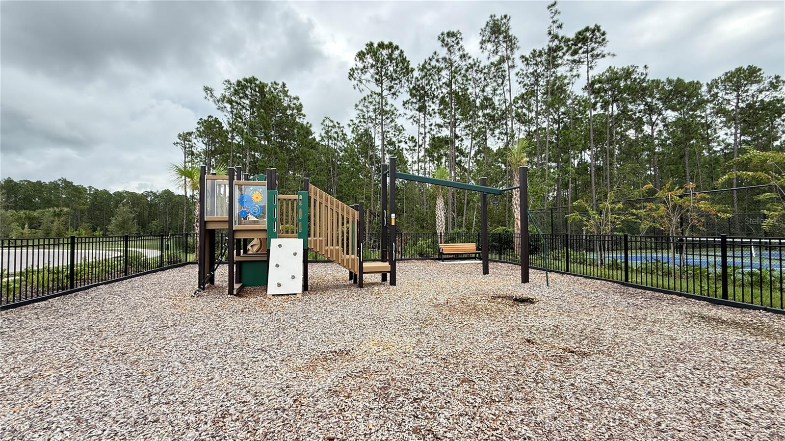 PALMS AT WINDERMERE - Residential Lease