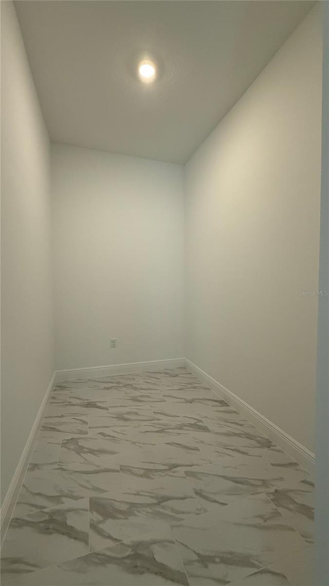 PALMS AT WINDERMERE - Residential Lease