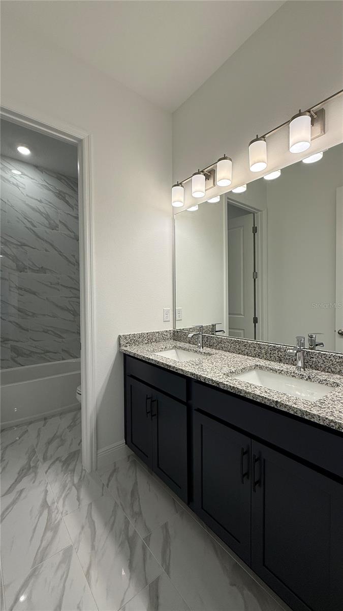 PALMS AT WINDERMERE - Residential Lease