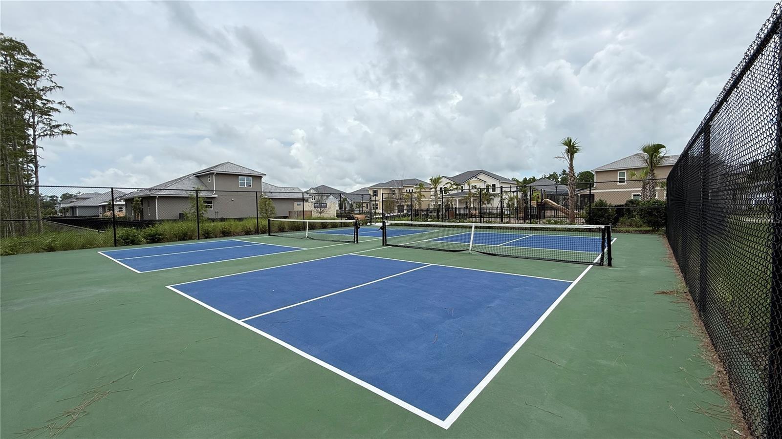 PALMS AT WINDERMERE - Residential Lease