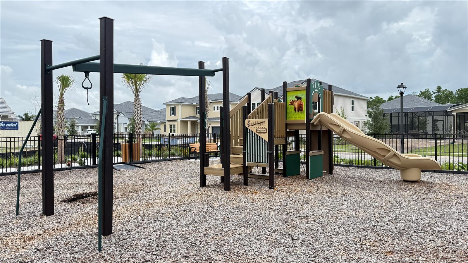 PALMS AT WINDERMERE - Residential Lease