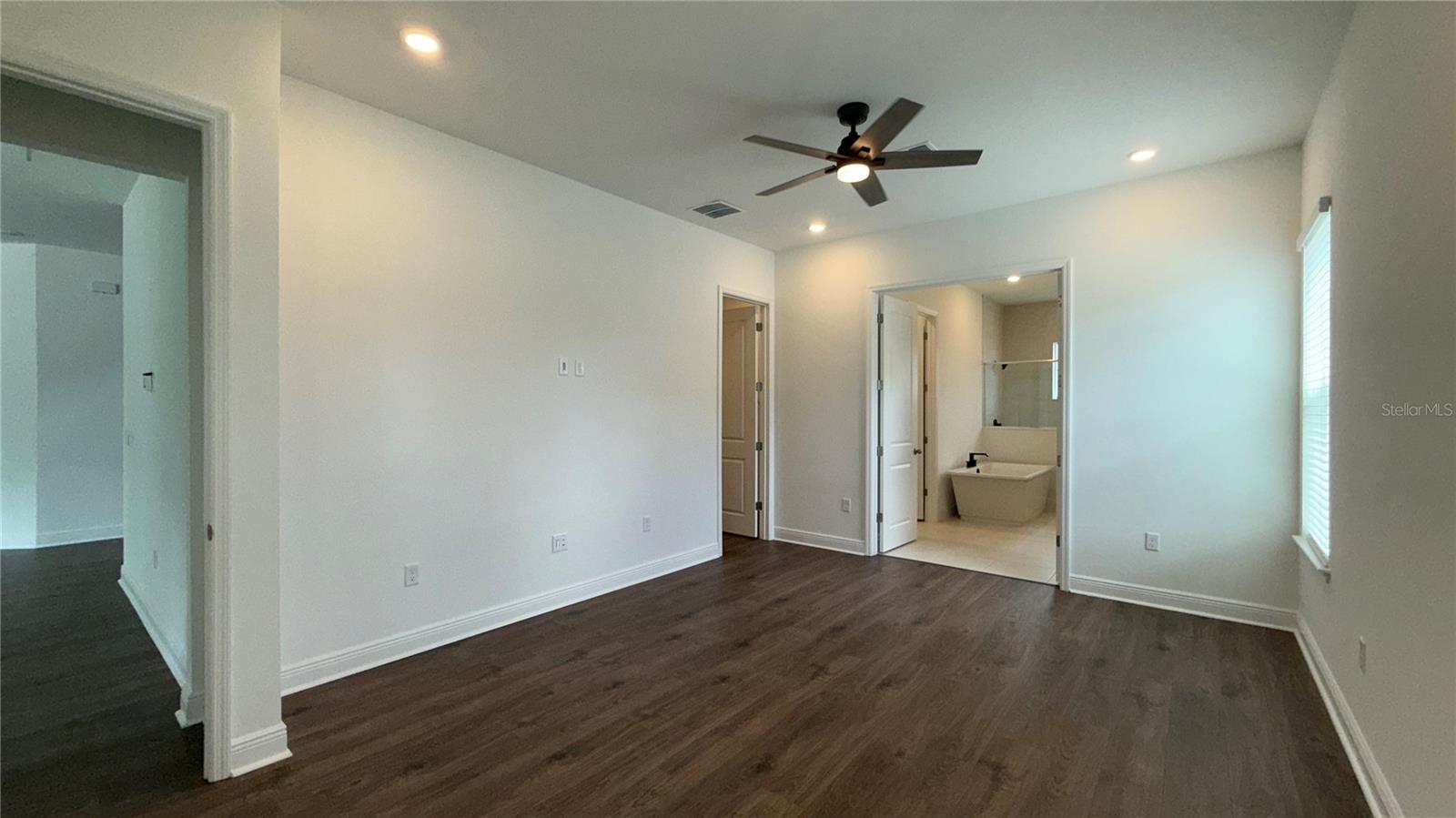 PALMS AT WINDERMERE - Residential Lease