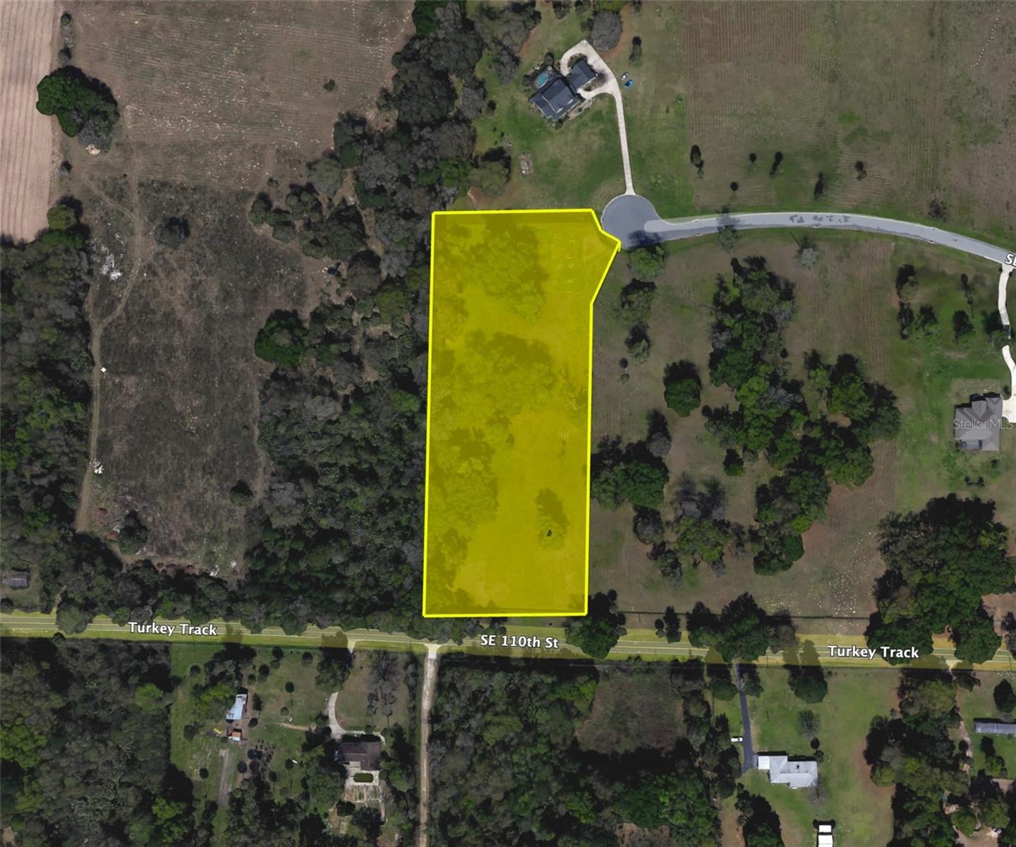 Welcome to your future homesite in beautiful Ocala, Florida! This spacious 3.7-acre property sits in the peaceful Ridgecrest Subdivision, offering the perfect blend of privacy and convenience. With paved road access and a great location, you?re just a short drive from scenic attractions like Silver Springs State Park, Sholom Park, and The Canyons Zip Line and Adventure Park. Whether you're looking to build now or invest for later, this lot is a rare find. Surrounded by nature yet close enough to the city, it?s the ideal spot to bring your dream home to life. Don?t miss this opportunity to own a prime piece of Ocala!