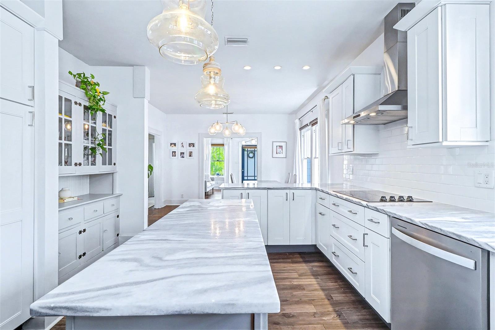 SEMINARY HEIGHTS - Residential