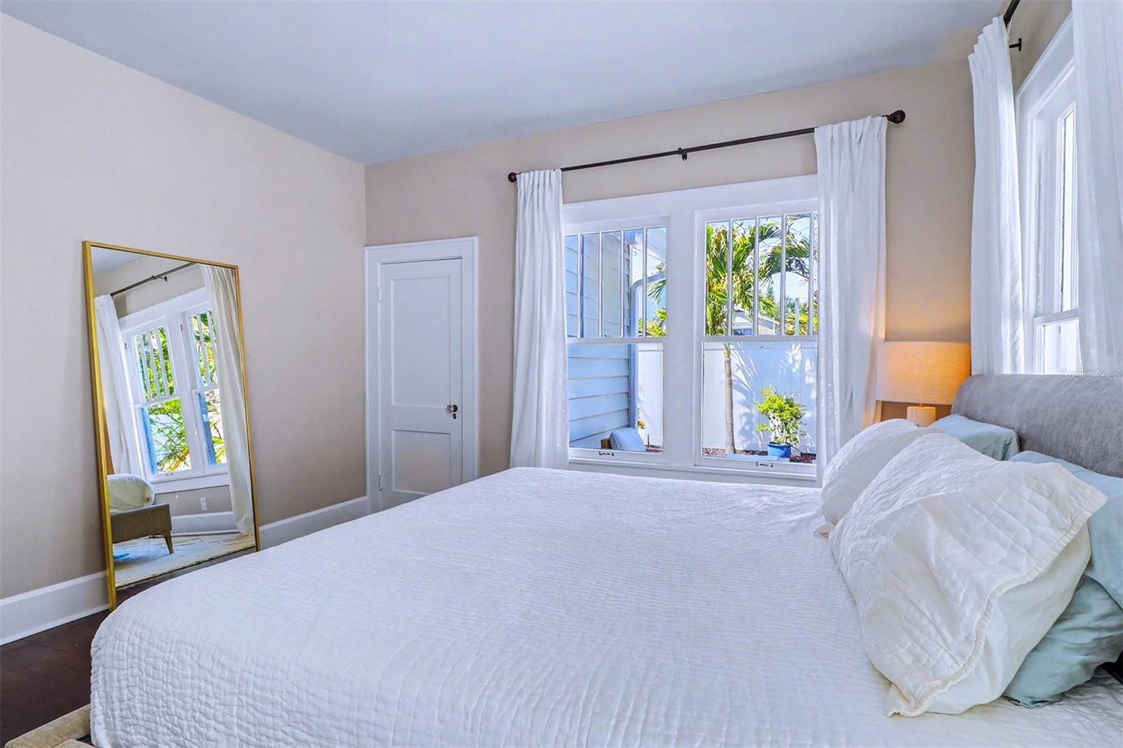 SEMINARY HEIGHTS - Residential