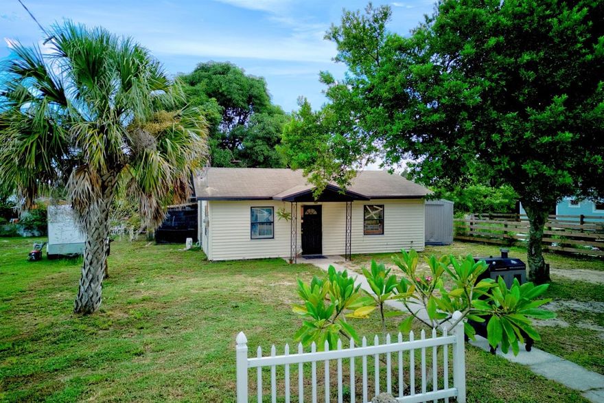 Charming 2-Bedroom Home in the Heart of Avon Park! Welcome to this cozy and well-maintained 2-bedroom, 1-bathroom home. Perfectly situated on a quiet street, this delightful property offers comfort, convenience, and affordability, making it an ideal choice for first-time buyers, downsizers, or investors. Step inside to find a bright and inviting living space with plenty of natural light, an efficient layout, and easy-to-maintain finishes. The kitchen features ample cabinet space and is ready for your personal touch. Both bedrooms are well-sized and share a clean, functional bathroom. Enjoy Florida’s year-round sunshine from the spacious backyard, perfect for gardening, entertaining, or relaxing under the stars. Located just minutes from downtown Avon Park, local schools, shopping, dining, and beautiful lakes, this home offers small-town charm with big potential. Don’t miss this affordable opportunity to own in a growing area!