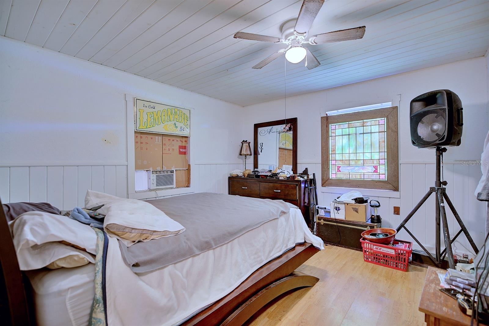 AVON PARK - Residential