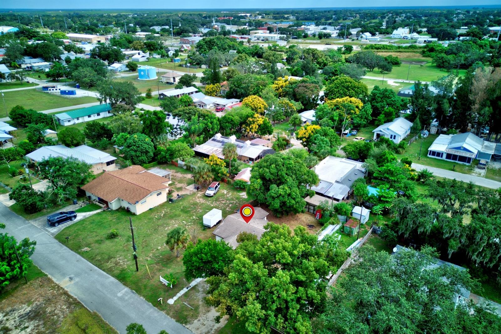 AVON PARK - Residential