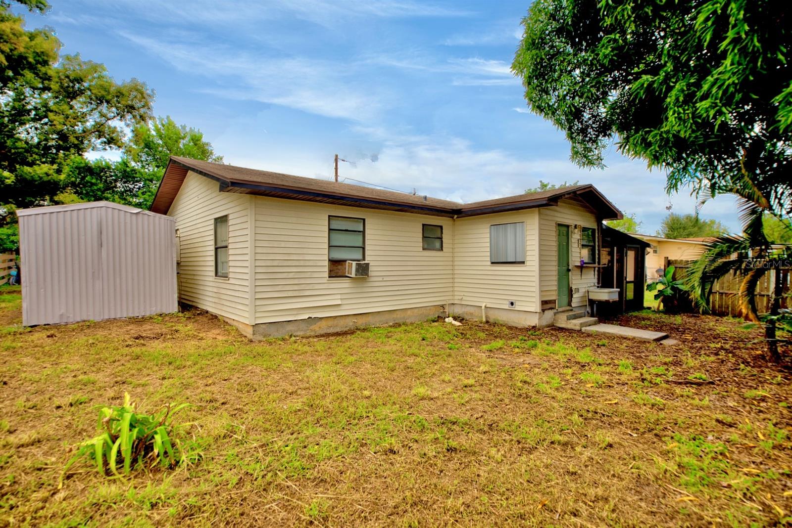 AVON PARK - Residential