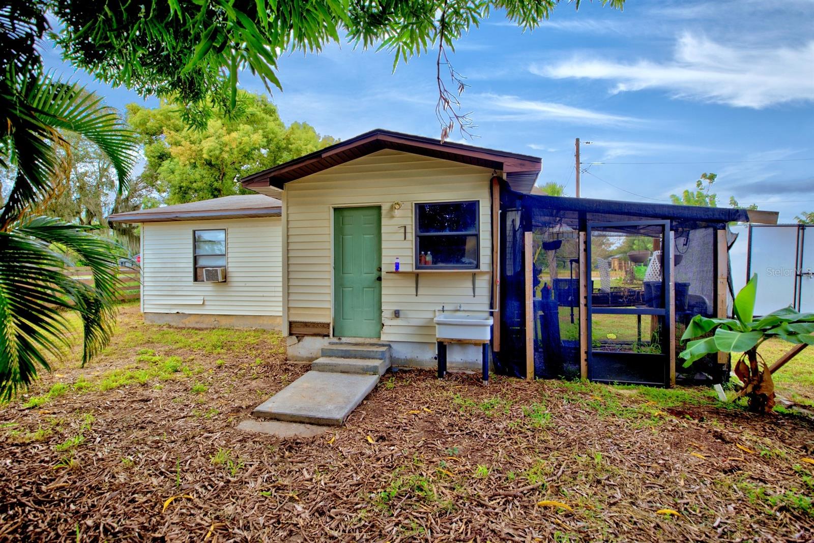 AVON PARK - Residential