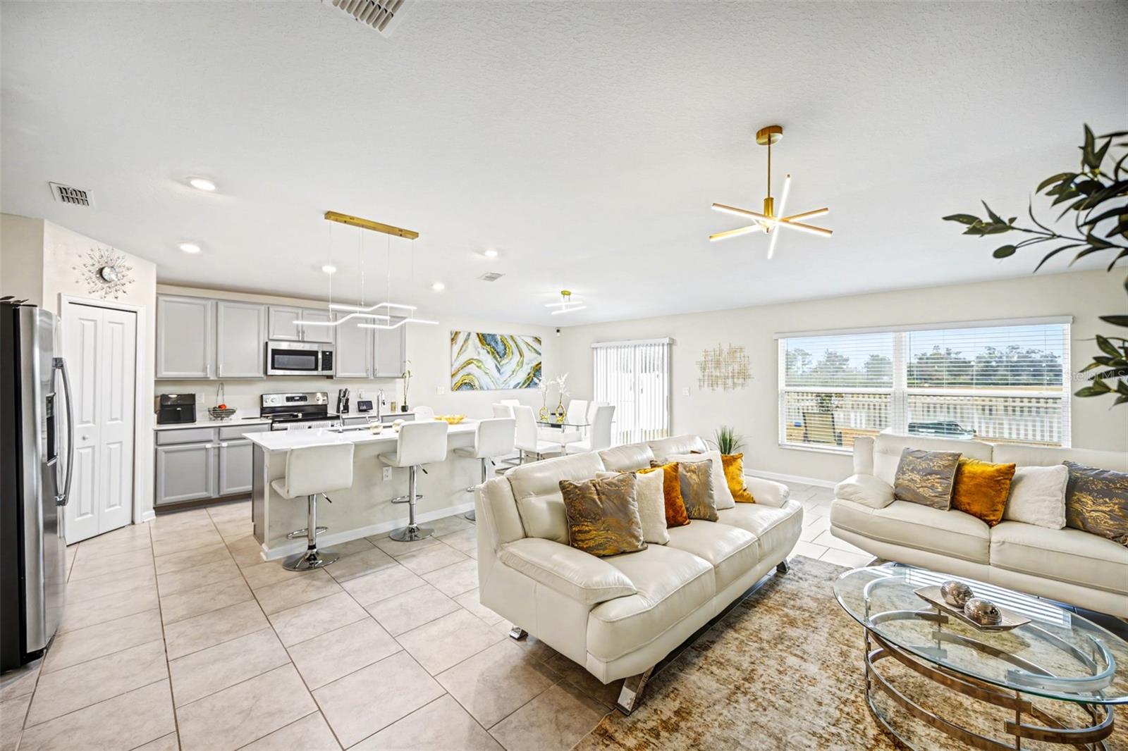 OLD HICKORY 50S - Residential