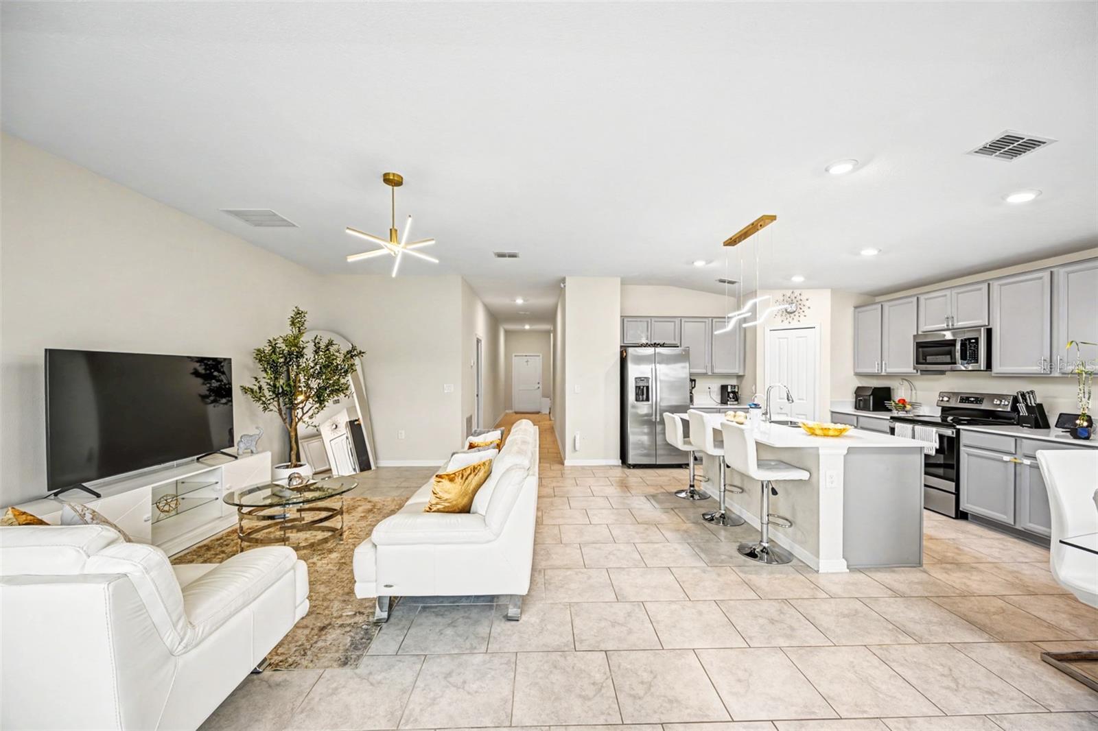 OLD HICKORY 50S - Residential