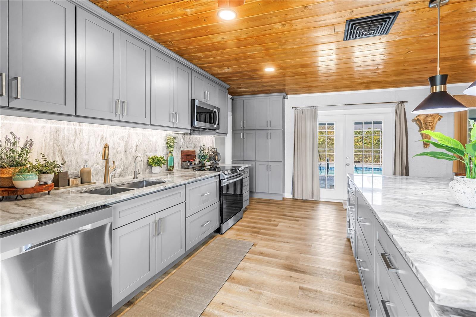 GOLF VIEW PARK - Residential